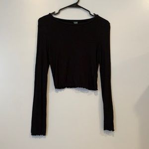Black Long Sleeve Crop Top